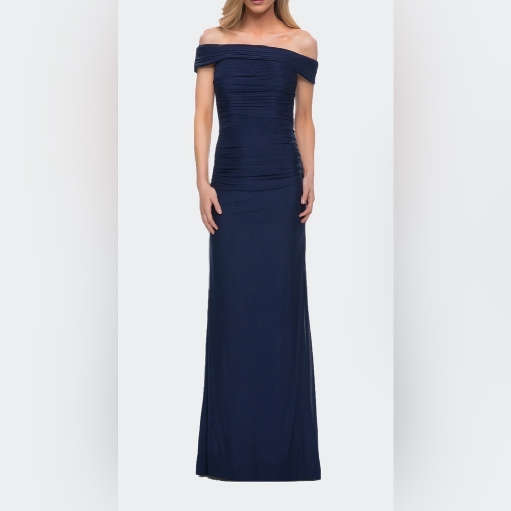La Femme
Ruched Off the Shoulder Net Jersey Evening Dress NWOT